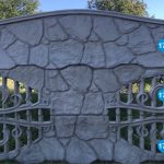 Бетонний паркан «Бутовий камінь хвиля» (верх глухий)